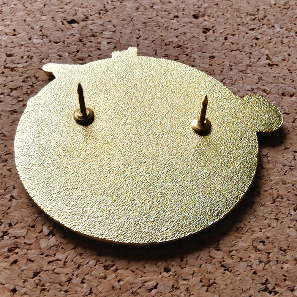 Schöne Schiffs-Hartemaille-Ans – Tuxedo Lapel Pin Bewertung und Preis